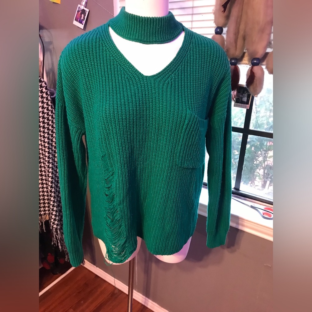 Green Rugged Look Sweater - Picture 3 of 8